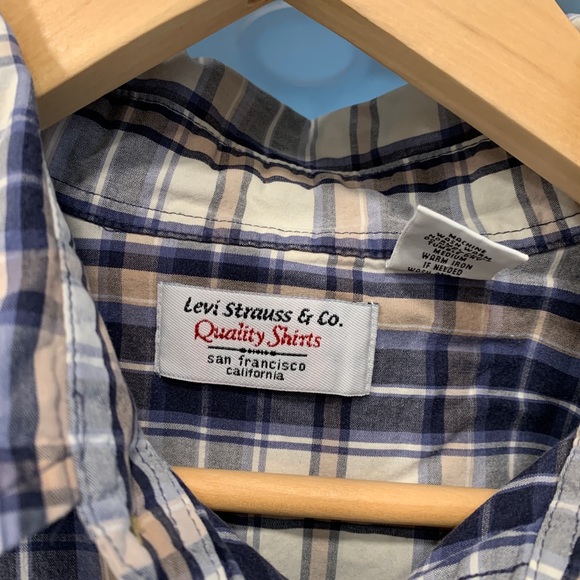🥂HP🥂 Levi’s Men's Short Sleeve Plaid Button Down - Picture 2 of 3